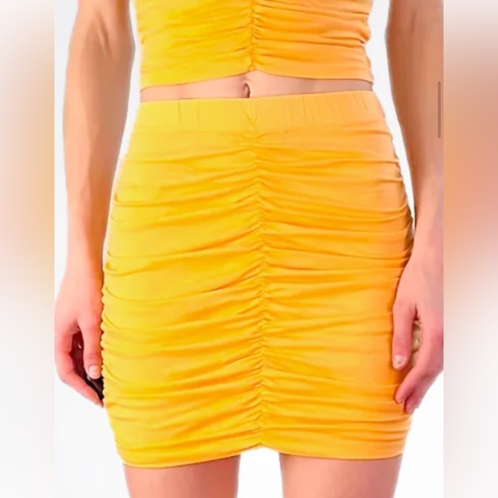 Bobi orange Marigold shirred skirt size small